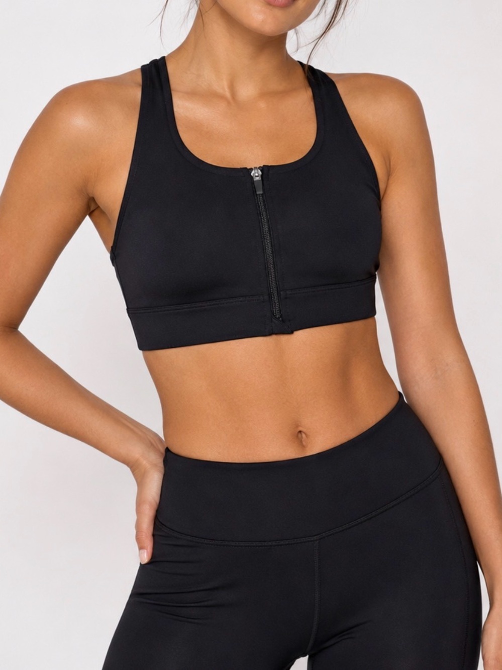 TEK GEAR Workout Gear Black Zip-Front Sports Bra – Size Small